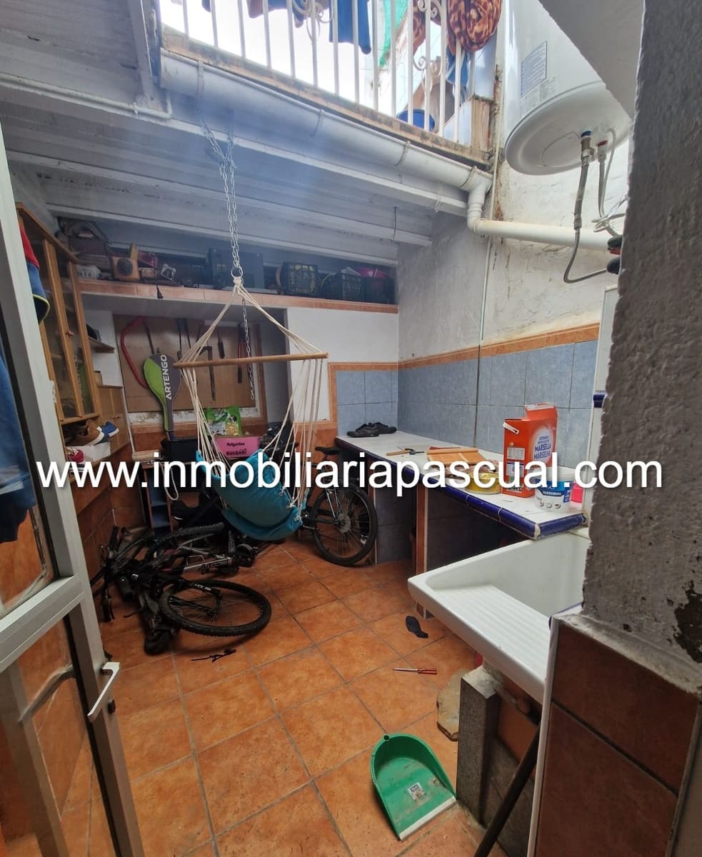 3 bedroom Townhouse for sale in Muro de Alcoy - € 90,000 (Ref: 9841919)