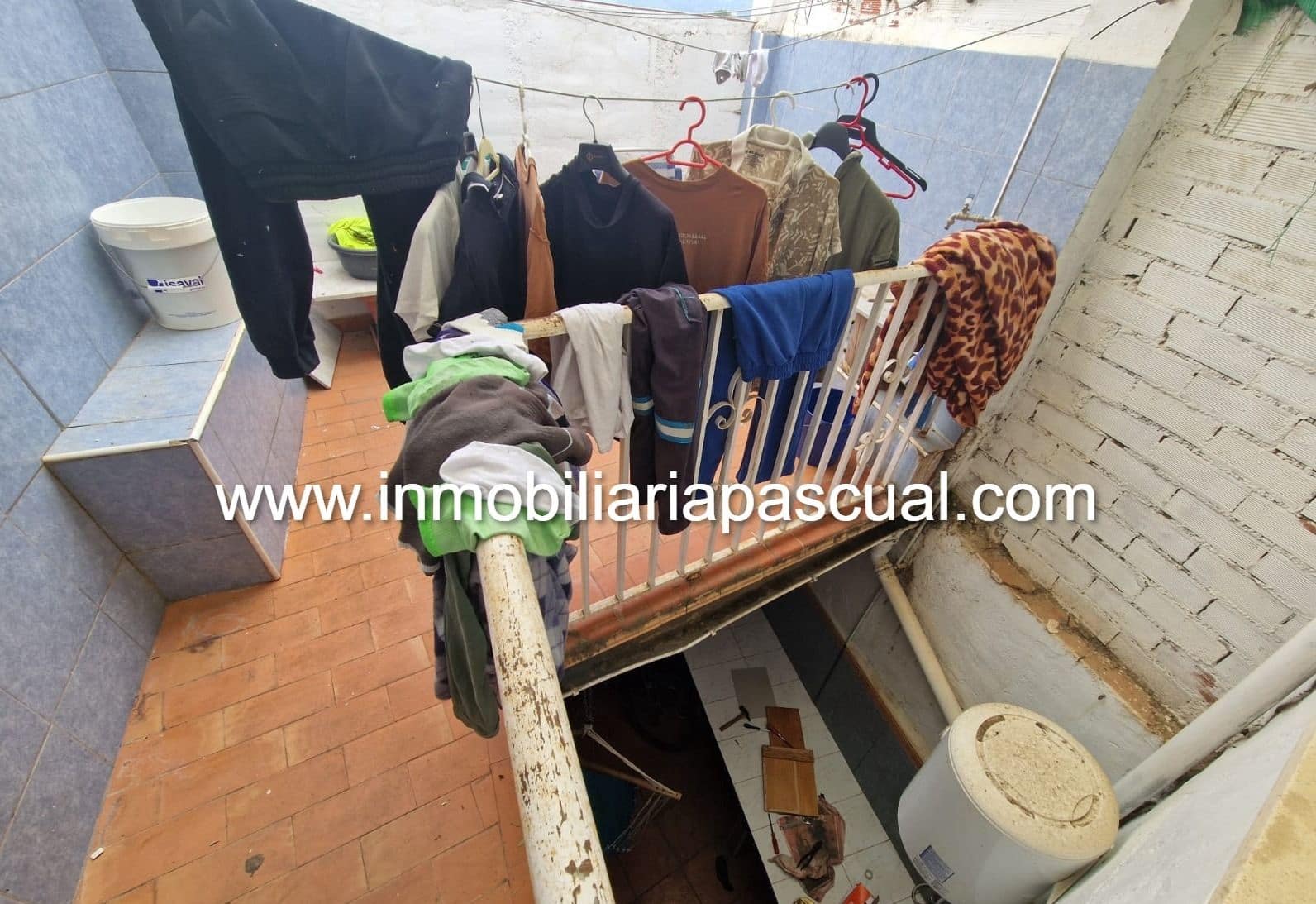 3 bedroom Townhouse for sale in Muro de Alcoy - € 90,000 (Ref: 9841919)