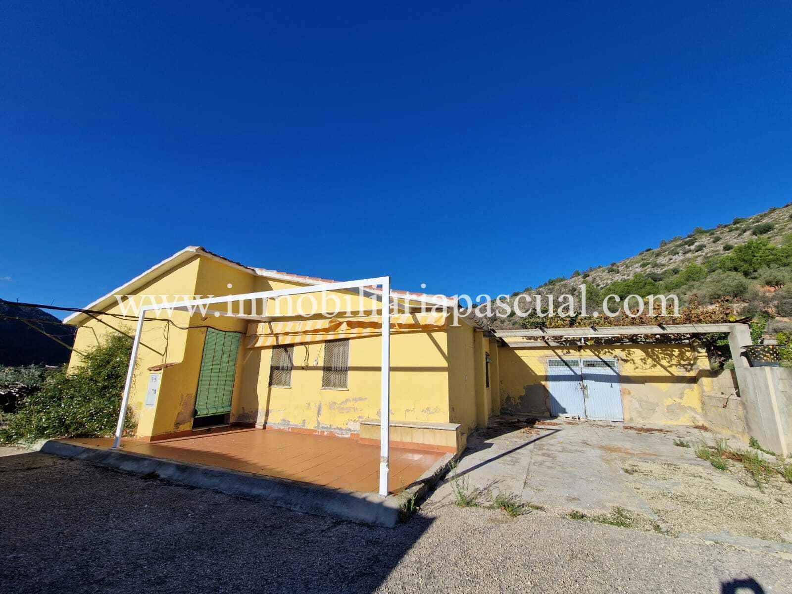 3 slaapkamer Finca/Landhuis te koop in Agres - € 120.000 (Ref: 9902437)