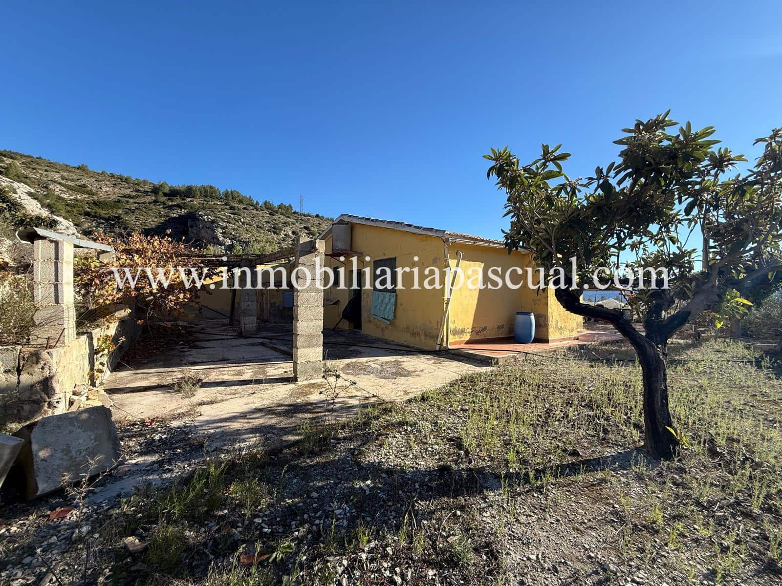 3 slaapkamer Finca/Landhuis te koop in Agres - € 120.000 (Ref: 9902437)
