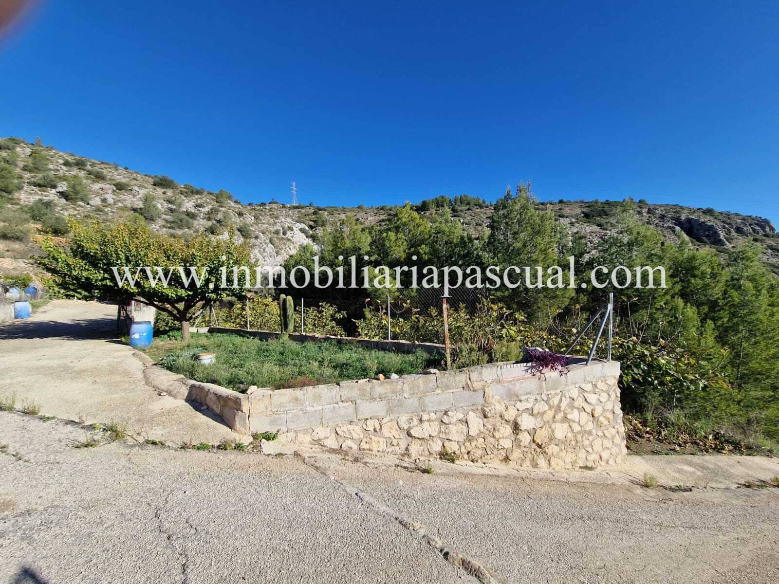 3 slaapkamer Finca/Landhuis te koop in Agres - € 120.000 (Ref: 9902437)