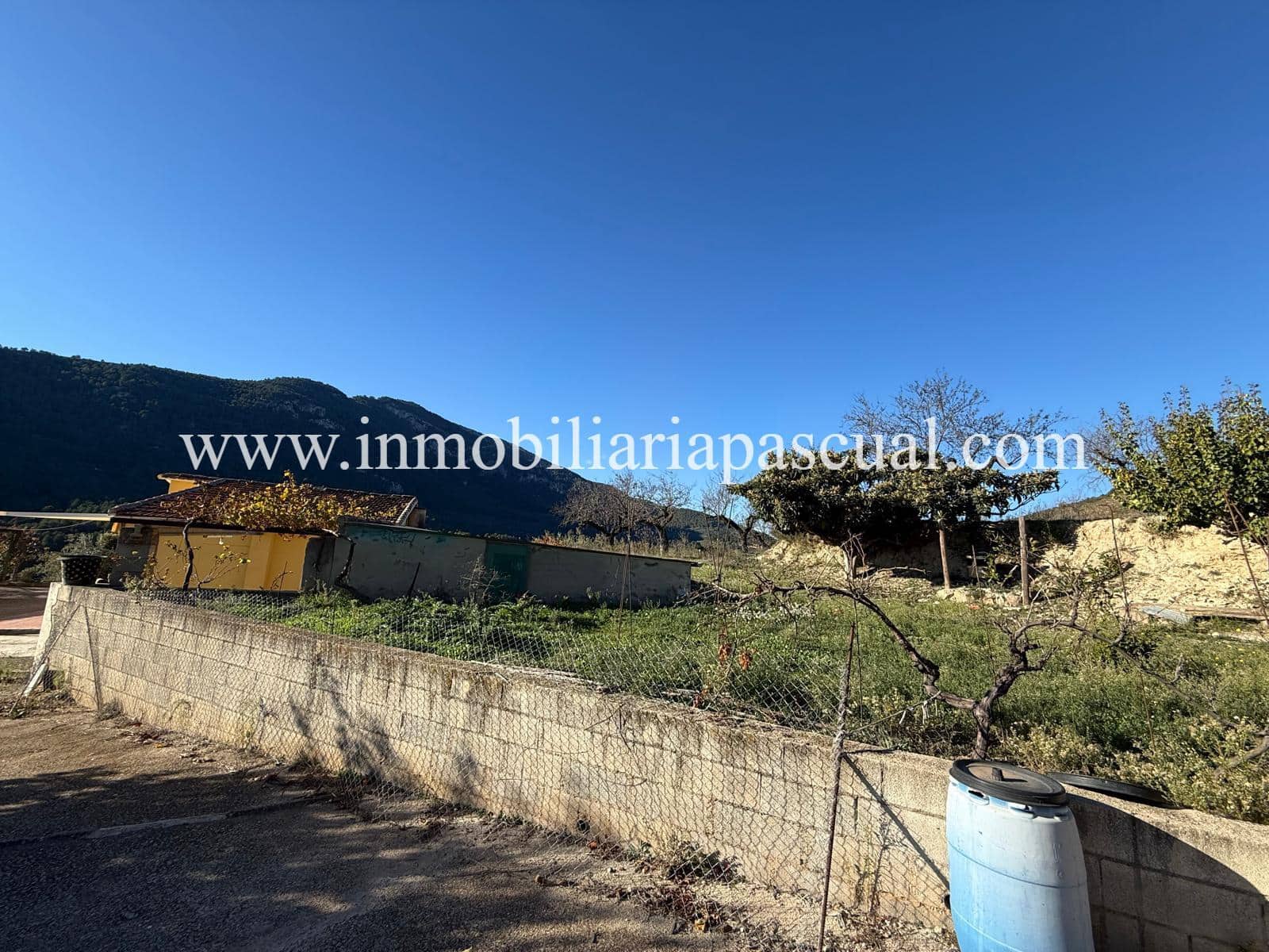3 slaapkamer Finca/Landhuis te koop in Agres - € 120.000 (Ref: 9902437)