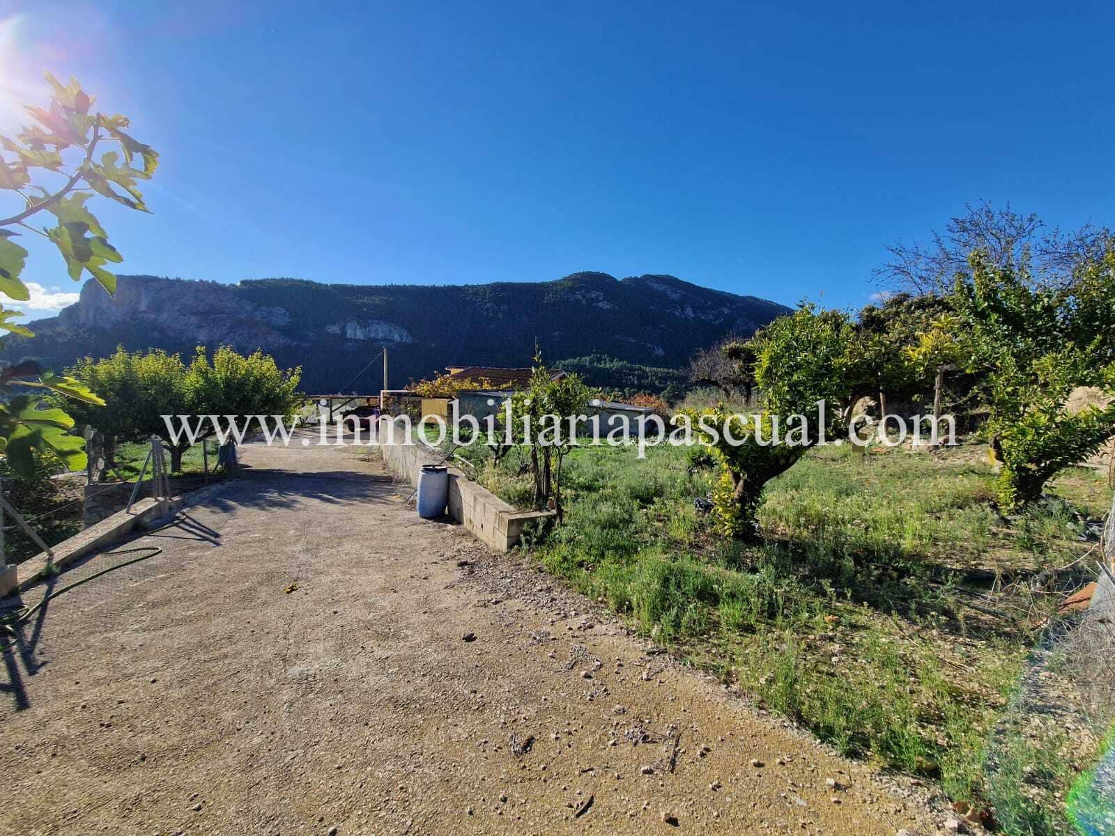 3 slaapkamer Finca/Landhuis te koop in Agres - € 120.000 (Ref: 9902437)