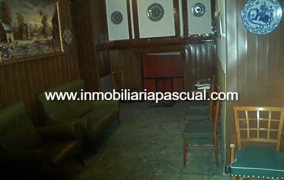 Villa for sale in Muro de Alcoy - € 200,000 (Ref: 9902438)