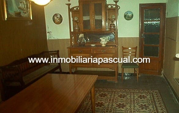 Villa for sale in Muro de Alcoy - € 200,000 (Ref: 9902438)