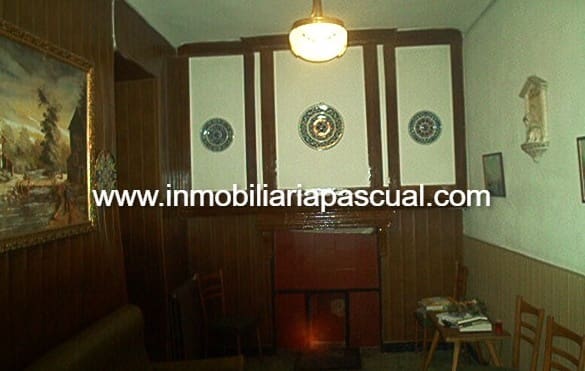 Villa for sale in Muro de Alcoy - € 200,000 (Ref: 9902438)