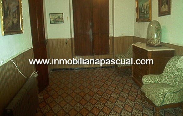 Villa for sale in Muro de Alcoy - € 200,000 (Ref: 9902438)