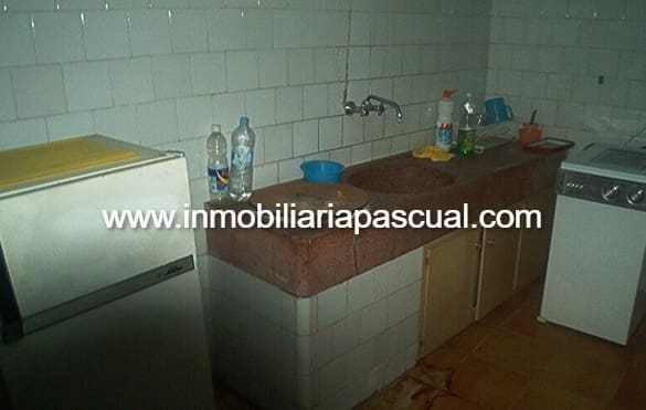 Villa for sale in Muro de Alcoy - € 200,000 (Ref: 9902438)