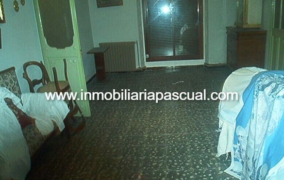 Villa for sale in Muro de Alcoy - € 200,000 (Ref: 9902438)