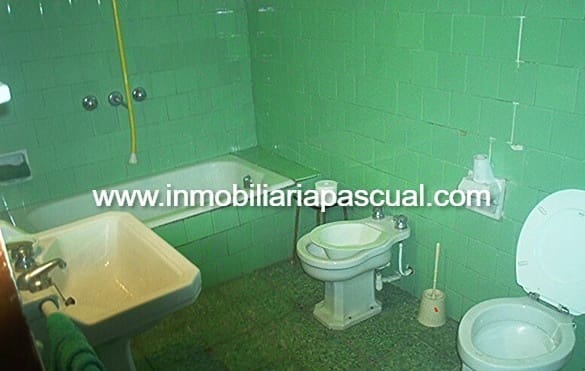 Villa for sale in Muro de Alcoy - € 200,000 (Ref: 9902438)
