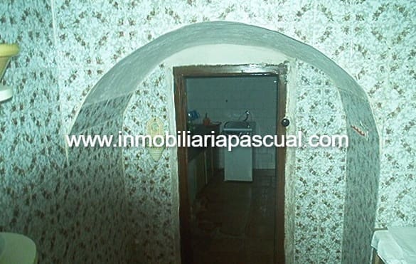 Villa for sale in Muro de Alcoy - € 200,000 (Ref: 9902438)