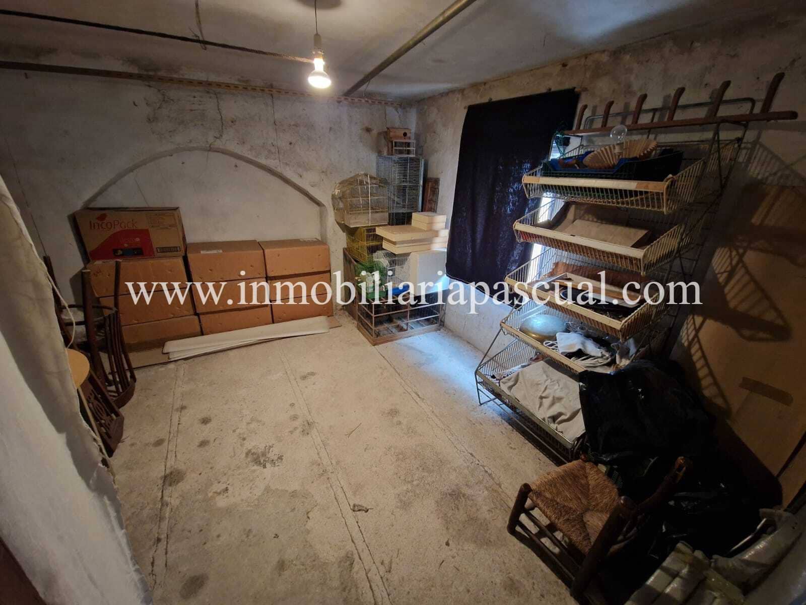 6 soveværelse Lejlighed til salg i Cocentaina - € 58.000 (Ref: 9902603)