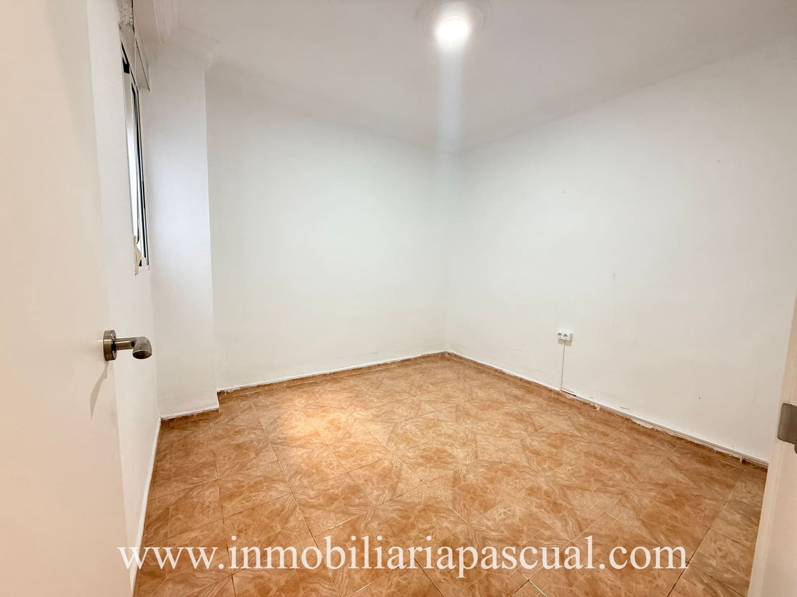 3 bedroom Apartment for sale in Alcoy / Alcoi - € 170,000 (Ref: 9902606)