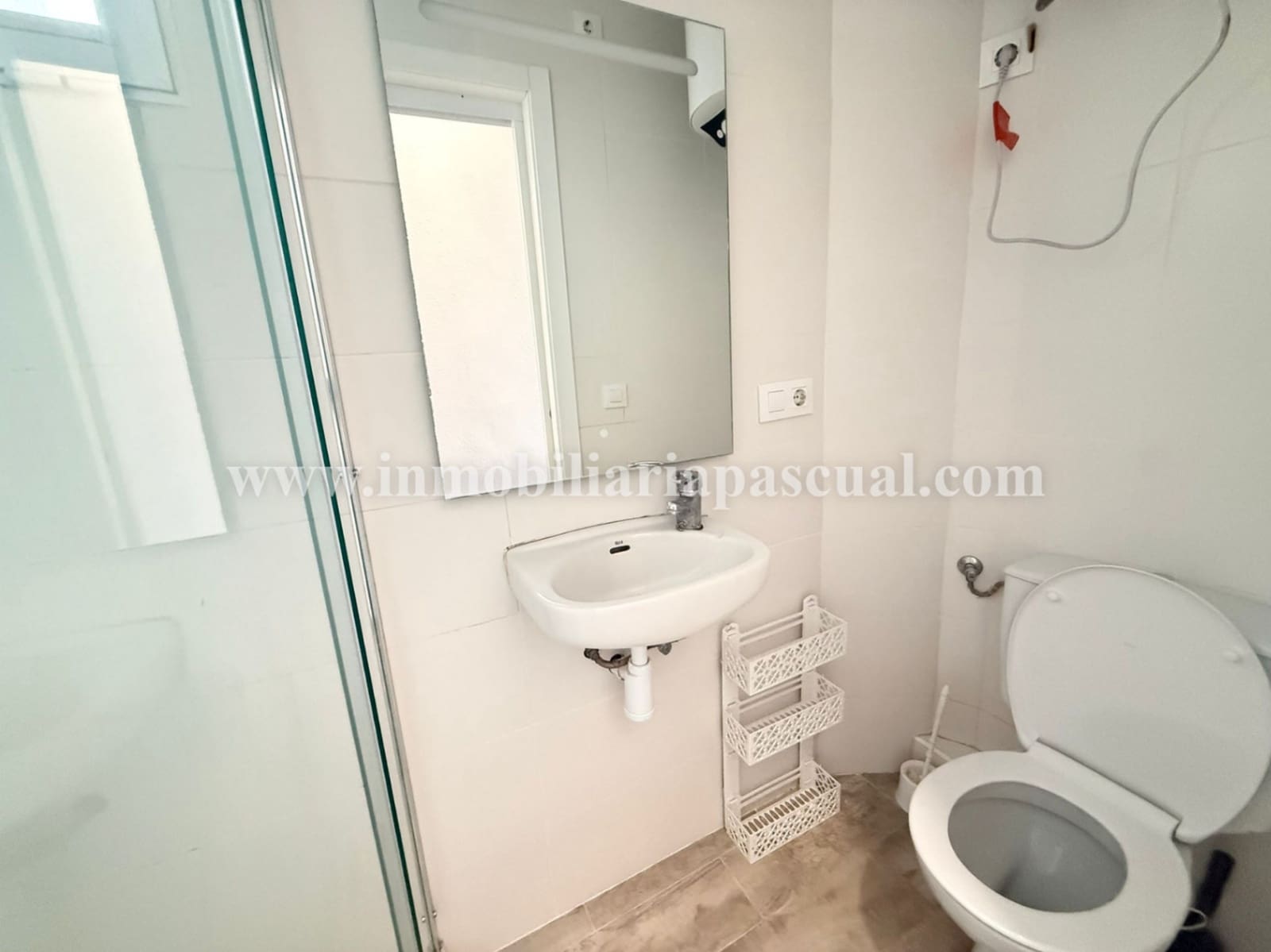 3 bedroom Apartment for sale in Alcoy / Alcoi - € 170,000 (Ref: 9902606)