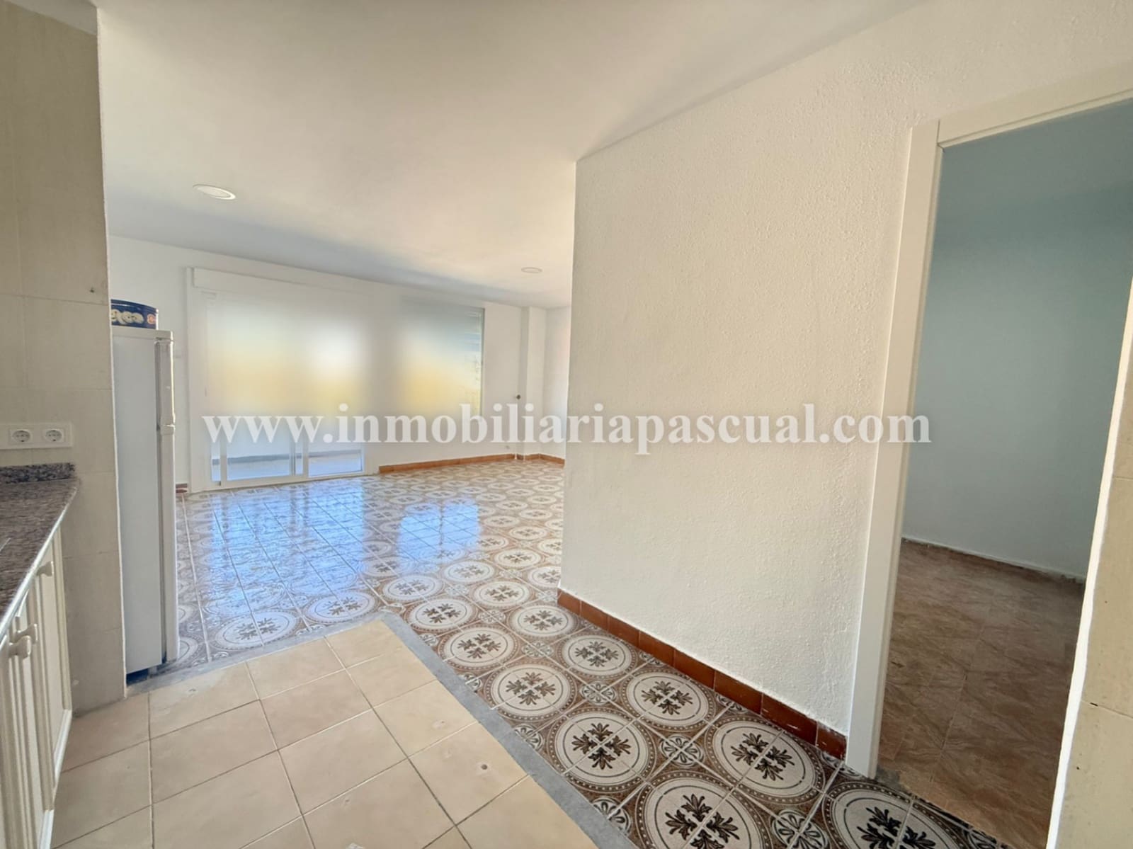 3 bedroom Apartment for sale in Alcoy / Alcoi - € 170,000 (Ref: 9902606)