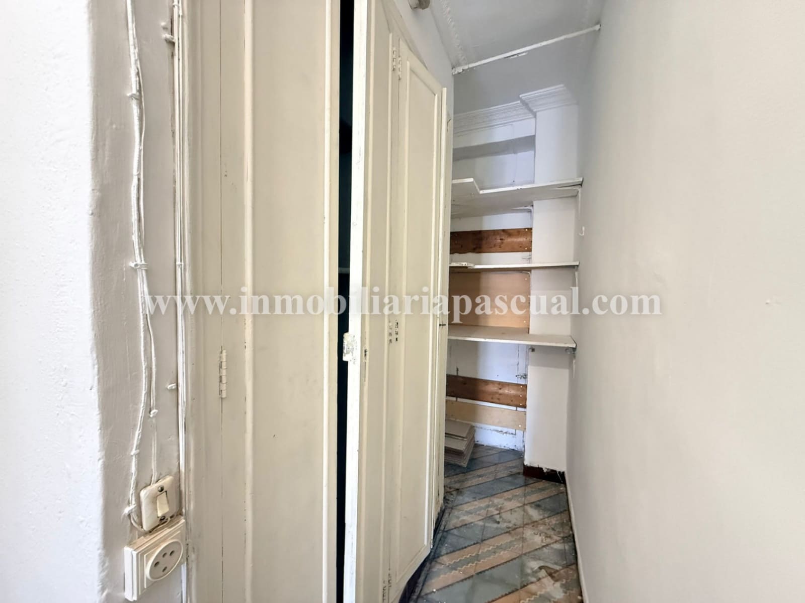 3 bedroom Apartment for sale in Alcoy / Alcoi - € 170,000 (Ref: 9902606)