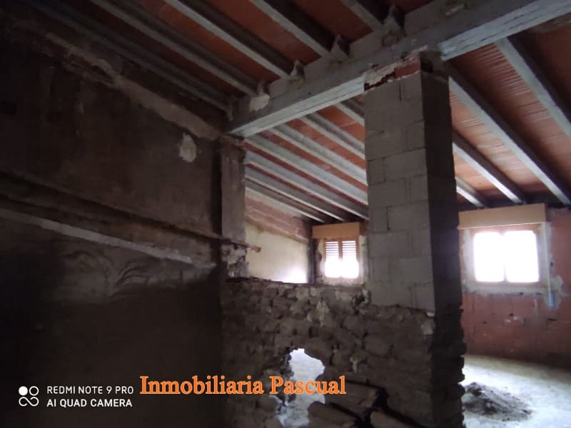 Villa for sale in Planes - € 30,000 (Ref: 9904885)