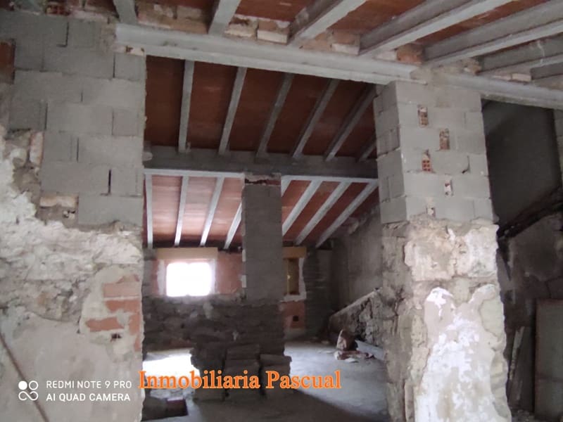 Villa for sale in Planes - € 30,000 (Ref: 9904885)