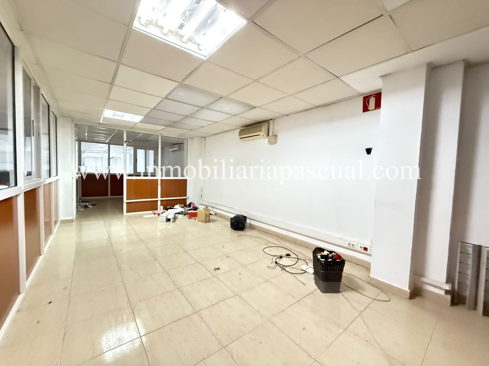 Gewerbe zu verkaufen in Alcoy / Alcoi - 200.000 € (Ref: 9905025)