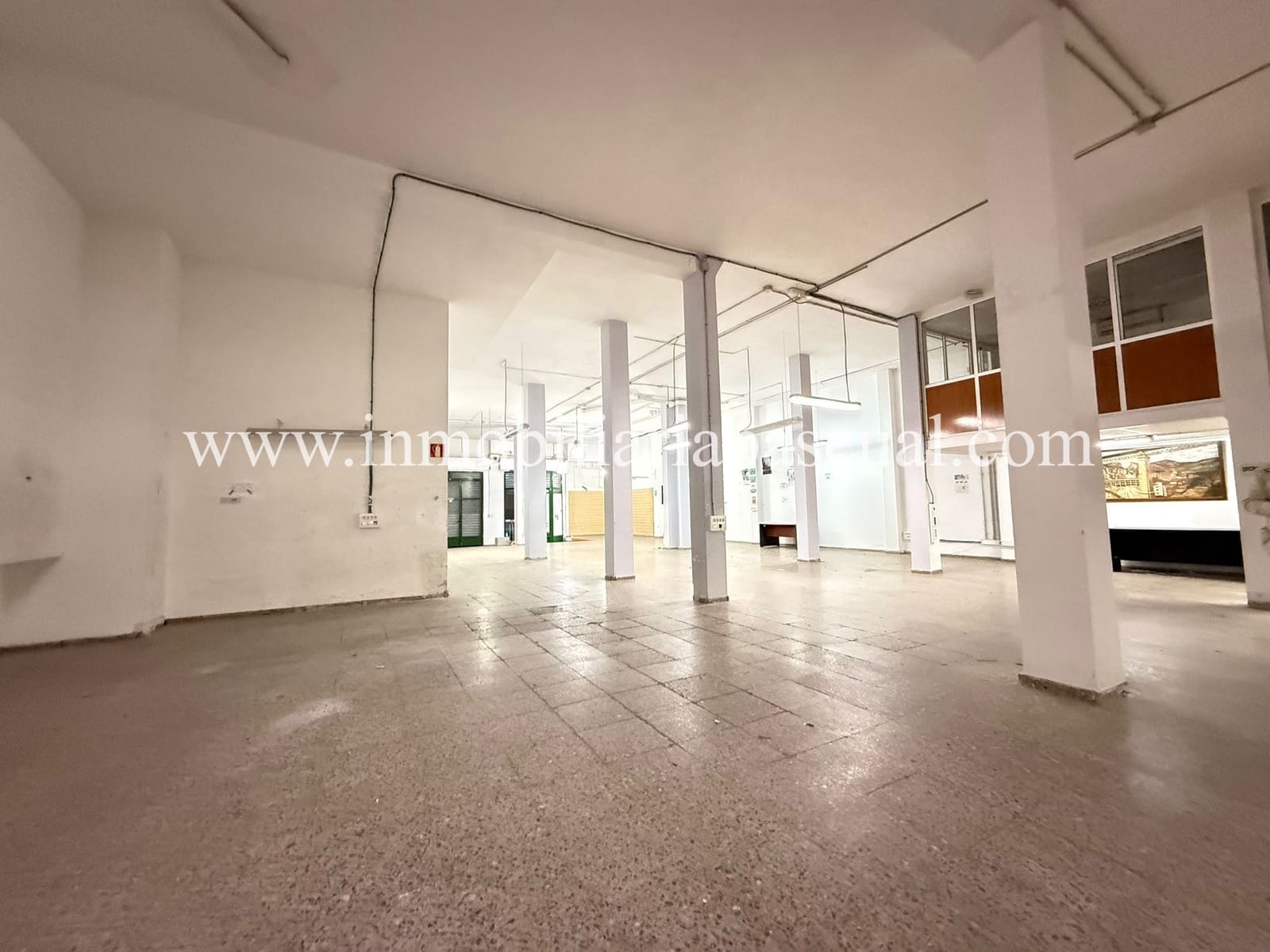Gewerbe zu verkaufen in Alcoy / Alcoi - 200.000 € (Ref: 9905025)