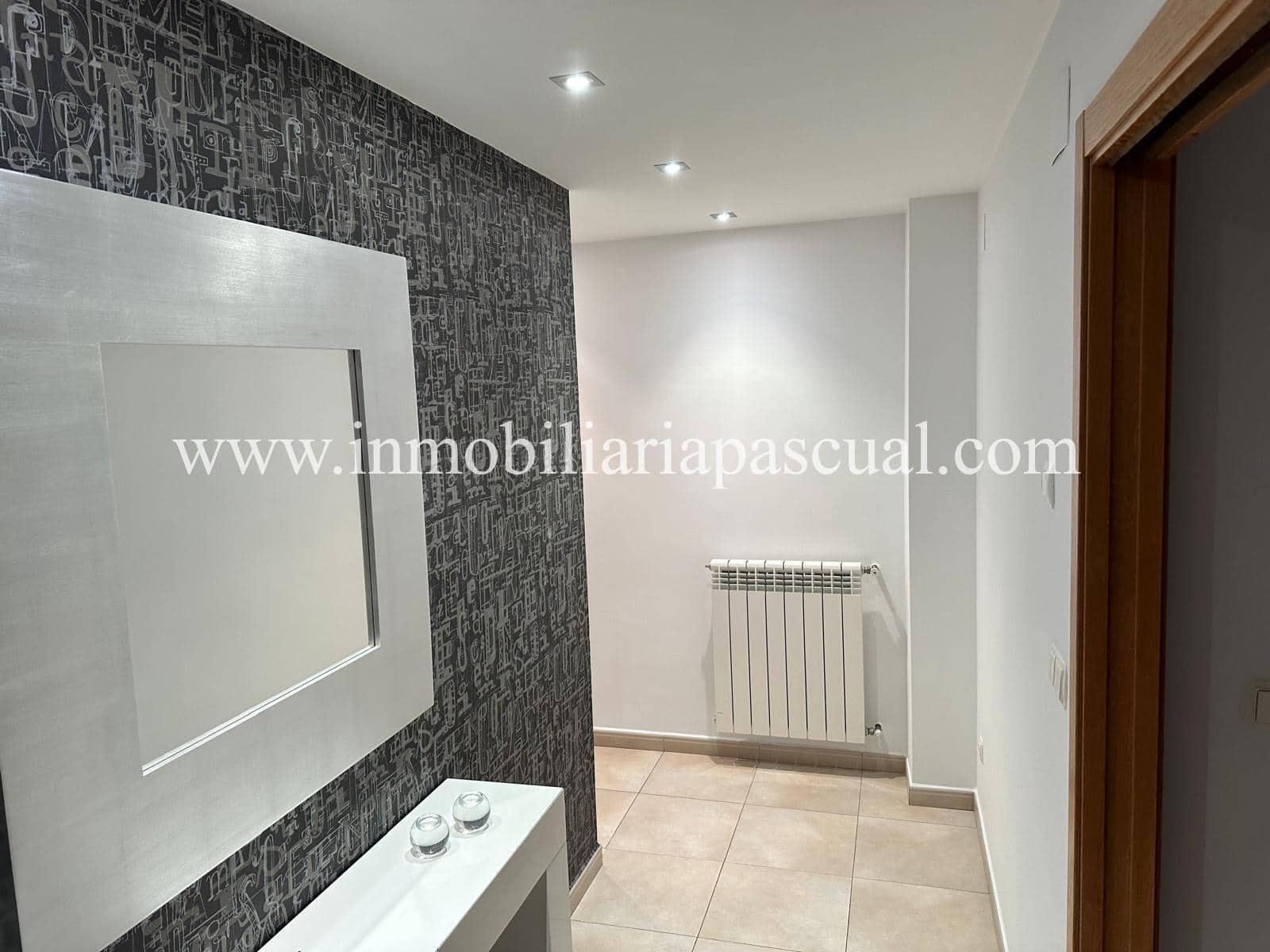 3 soveværelse Lejlighed til salg i Muro de Alcoy - € 200.000 (Ref: 9909032)