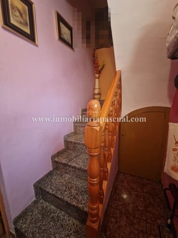 3 soveværelse Villa til salg i Alcoy / Alcoi - € 80.000 (Ref: 9950795)