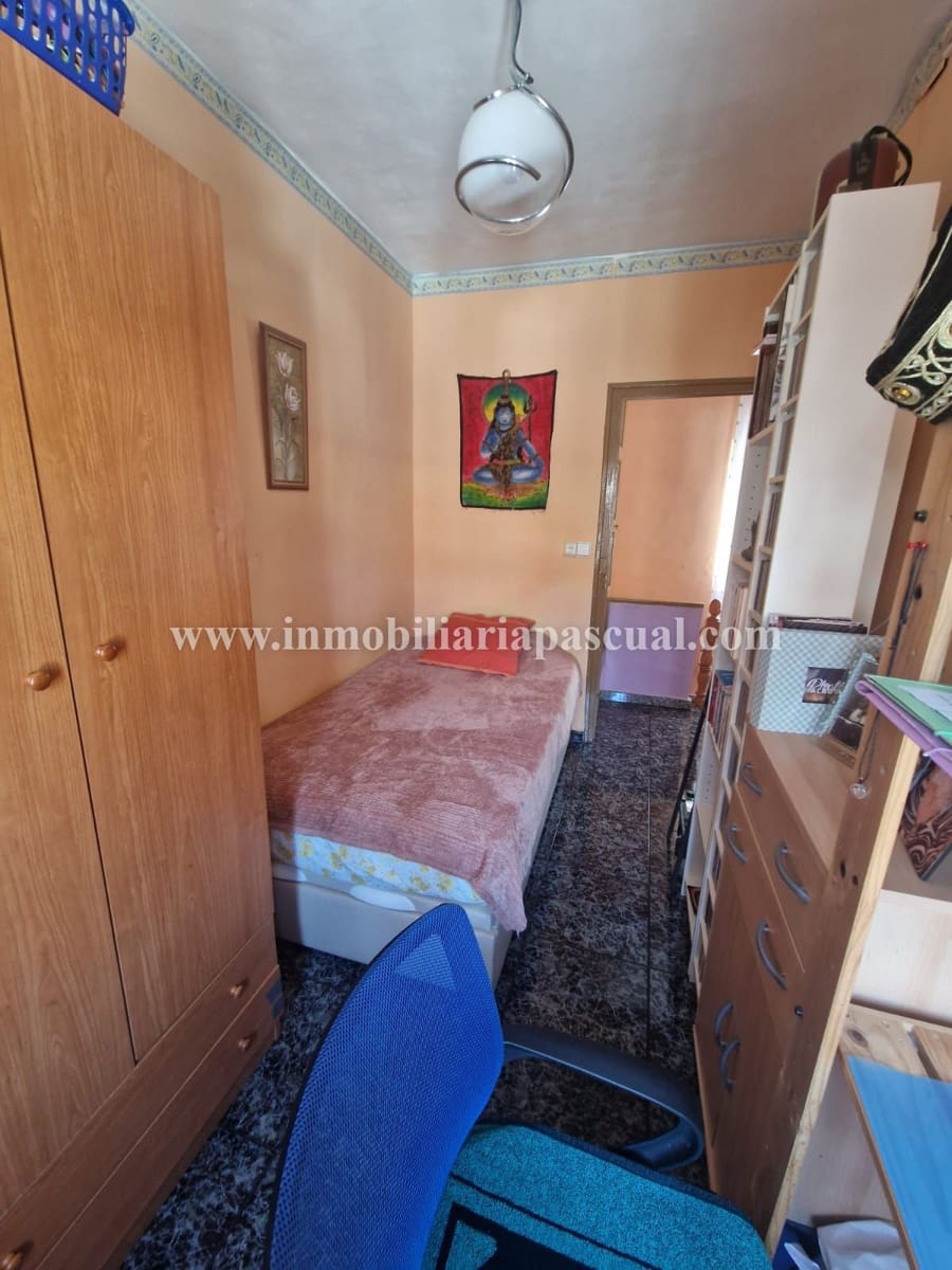 3 bedroom Villa for sale in Alcoy / Alcoi - € 80,000 (Ref: 9950795)