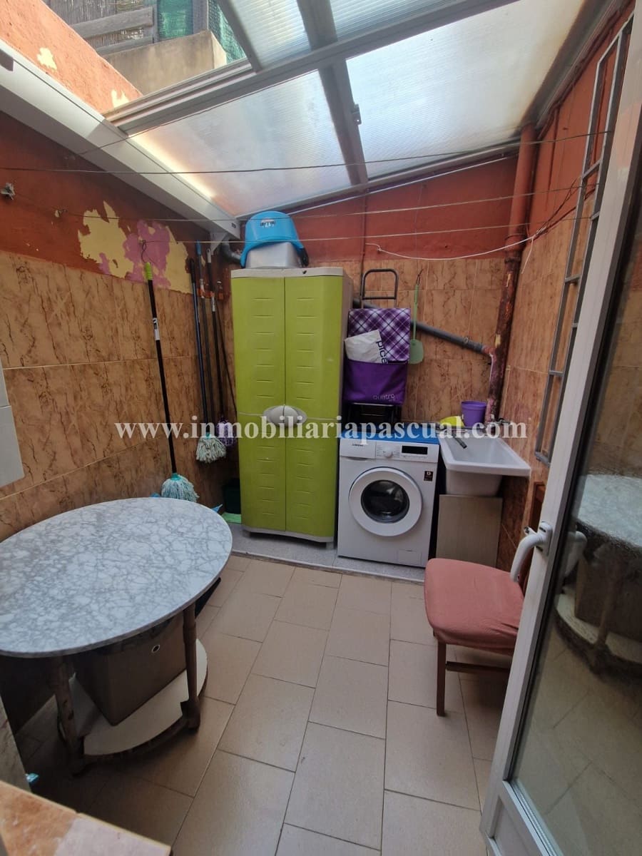 3 bedroom Villa for sale in Alcoy / Alcoi - € 80,000 (Ref: 9950795)