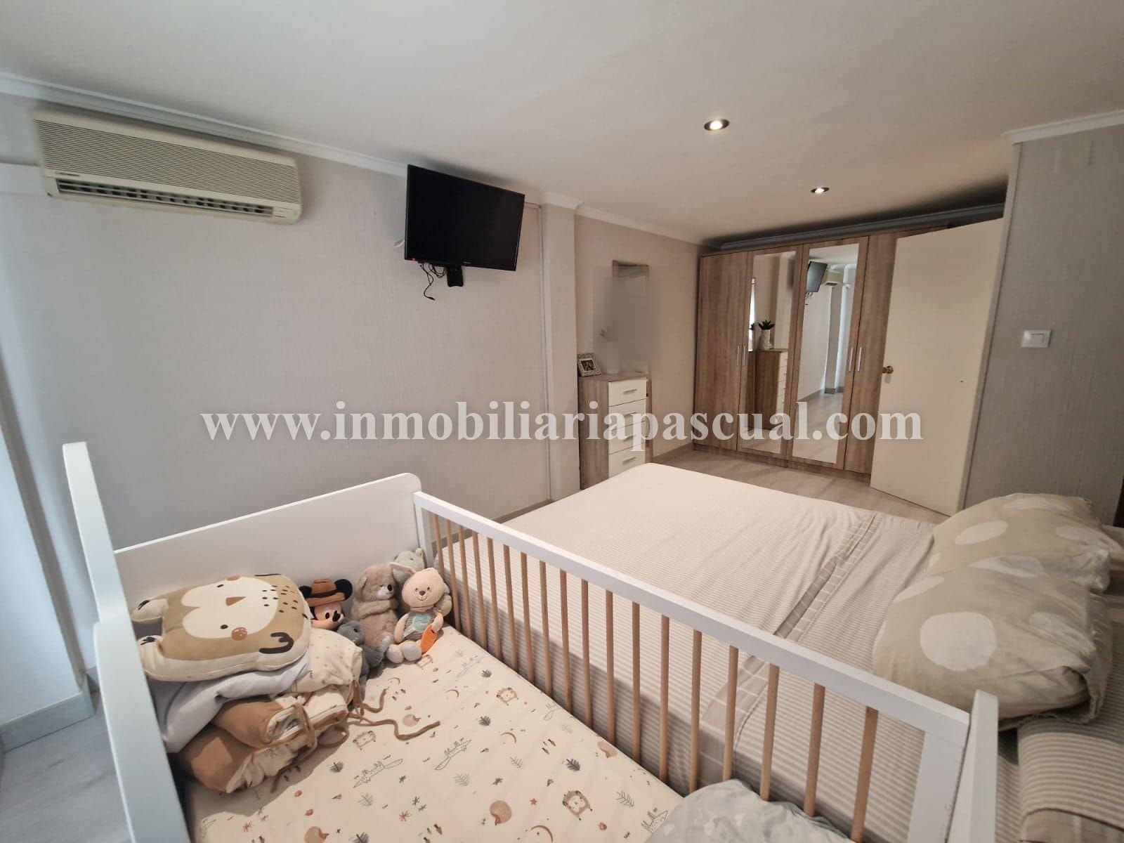 Piso de 4 habitaciones en Muro de Alcoy en venta - 97.000 € (Ref: 9990007)