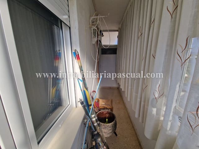 Piso de 4 habitaciones en Muro de Alcoy en venta - 97.000 € (Ref: 9990007)