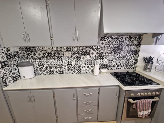 Piso de 4 habitaciones en Muro de Alcoy en venta - 97.000 € (Ref: 9990007)