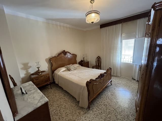 3 quarto Casa em Banda para arrendar em Alhaurín el Grande com garagem - 900 € (Ref: 10049654)