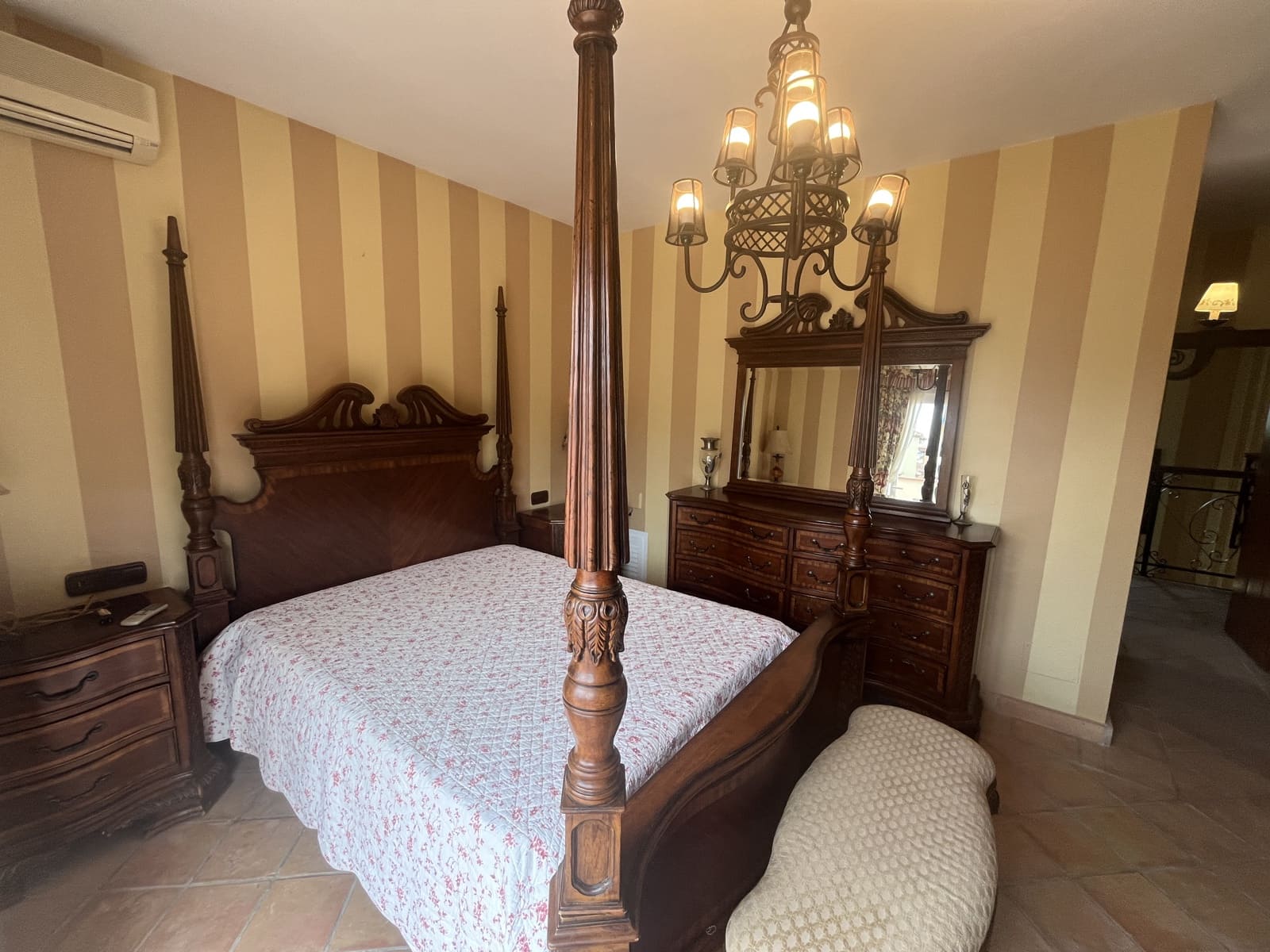 4 soverom Villa til leie i Alhaurin el Grande med svømmebasseng garasje - € 3 000 (Ref: 10049674)