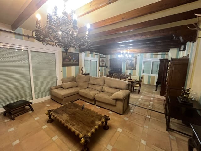 4 bedroom Villa for rent in Alhaurín el Grande with pool garage - € 3,000 (Ref: 10049674)