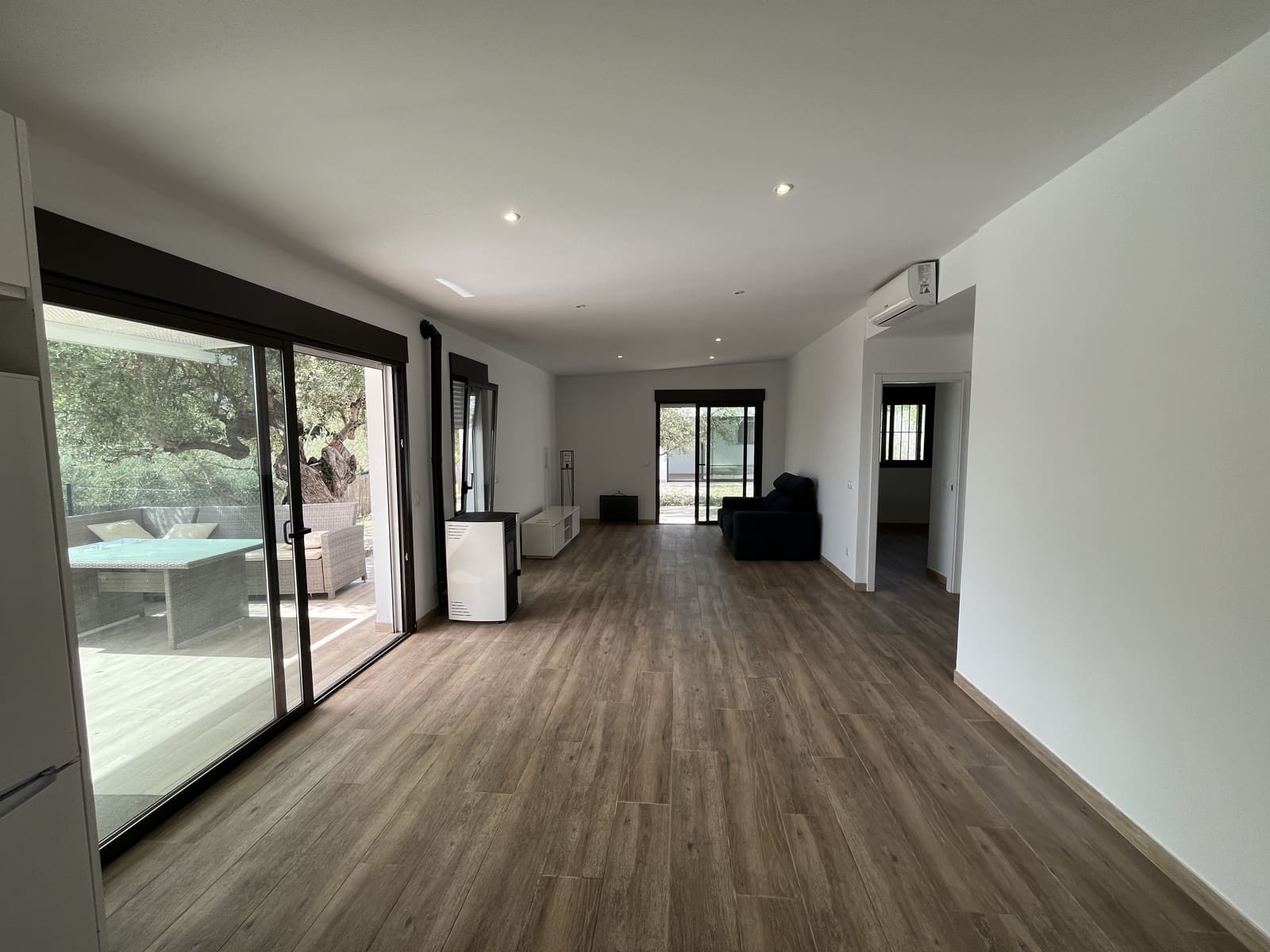 3 soveværelse Finca/Landehus til leje i Coin med swimmingpool - € 1.500 (Ref: 10052148)