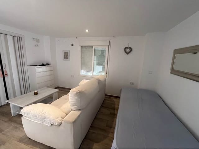 Studio for rent in Alhaurín de la Torre - € 650 (Ref: 10078915)