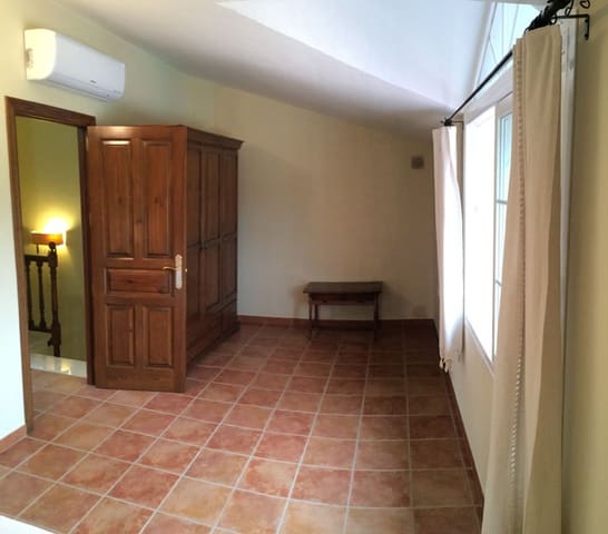 2 sovrum Semi-fristående Villa att hyra i Coín med pool garage - 1 000 € (Ref: 10084952)