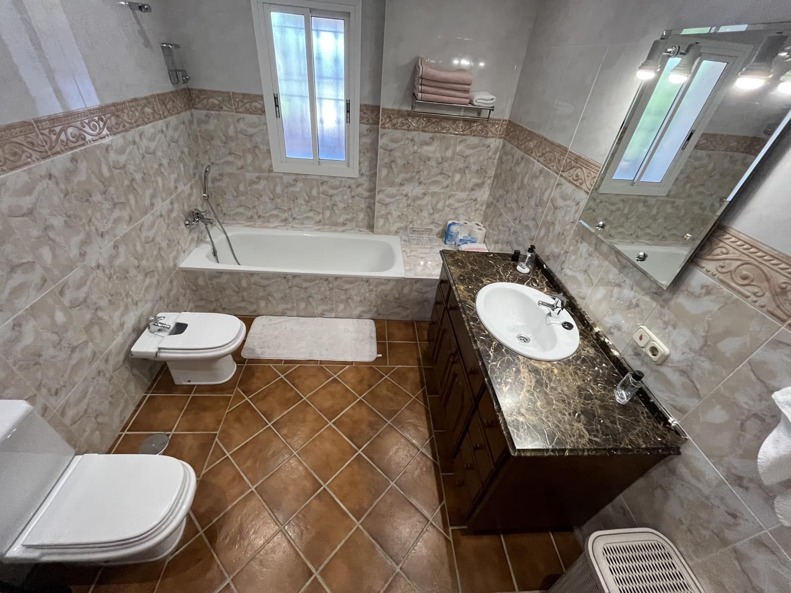 3 bedroom Finca/Country House for rent in Alhaurin el Grande with pool garage - € 2,300 (Ref: 10111131)
