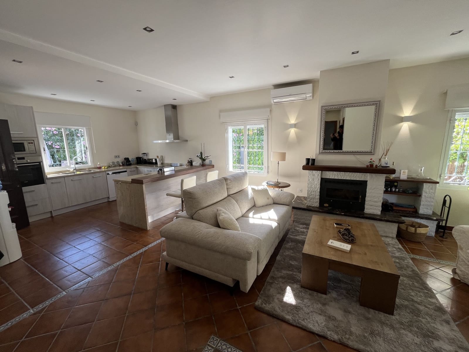 3 bedroom Finca/Country House for rent in Alhaurin el Grande with pool garage - € 2,300 (Ref: 10111131)