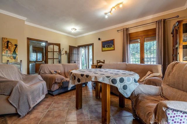 2 Zimmer Finca/Landgut zu vermieten in Coín mit Pool Garage - 1.700 € (Ref: 10127394)