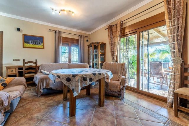 2 Zimmer Finca/Landgut zu vermieten in Coín mit Pool Garage - 1.700 € (Ref: 10127394)