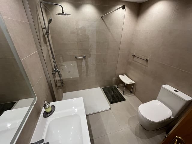 Adosado de 3 habitaciones en Alhaurín el Grande en alquiler con piscina garaje - 1.600 € (Ref: 10185295)