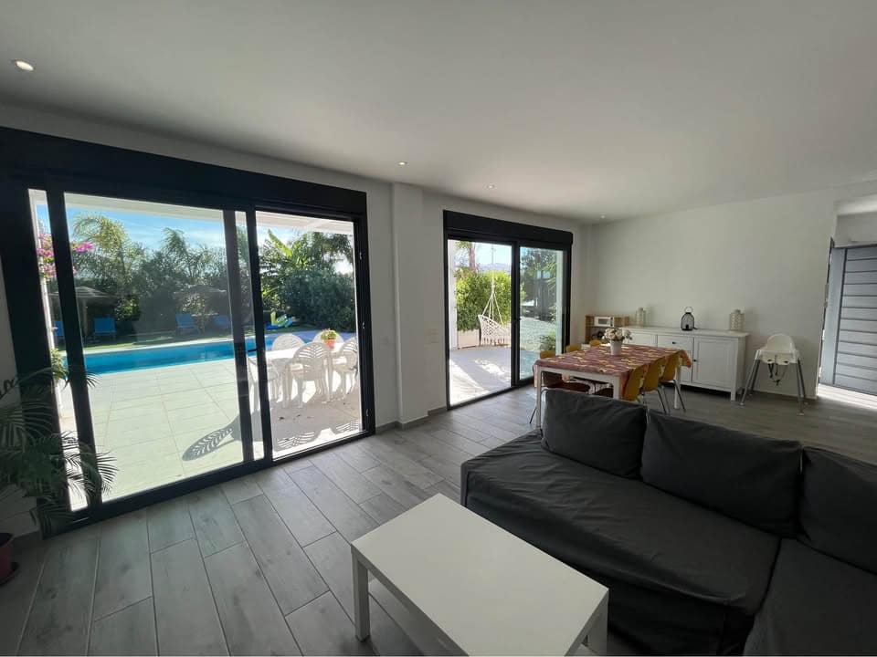 2 soveværelse Finca/Landehus til leje i Alhaurin el Grande med swimmingpool garage - € 1.700 (Ref: 10185350)