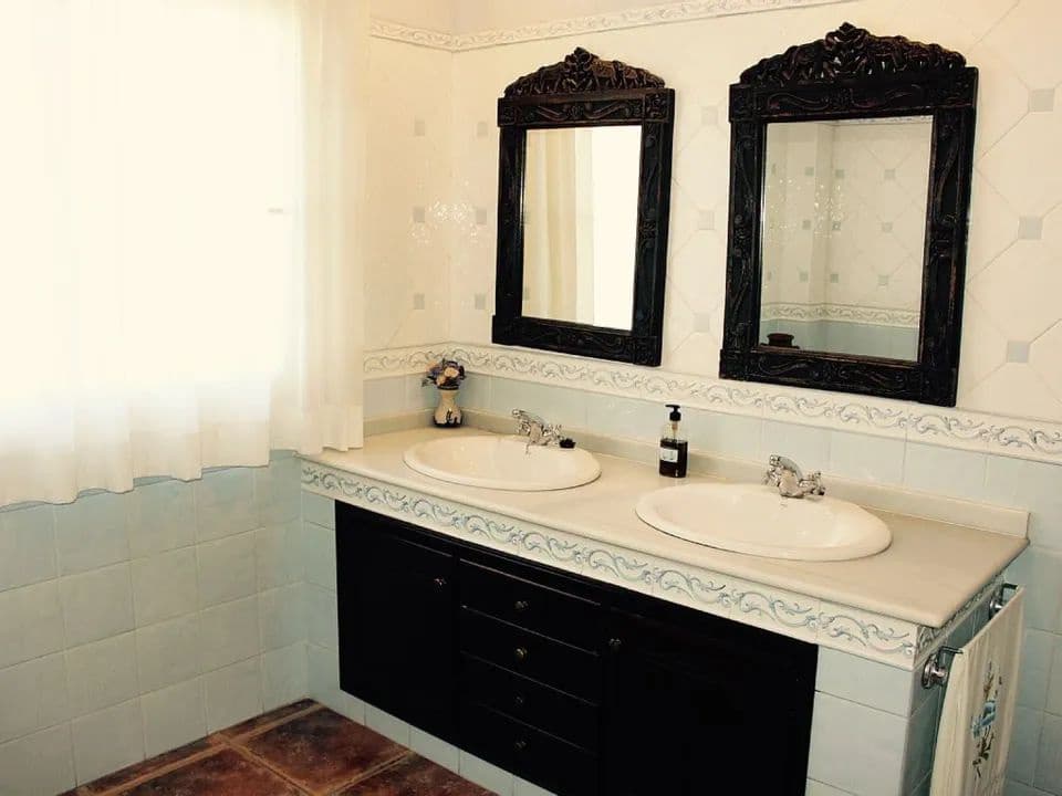 5 bedroom Villa for rent in Alhaurin el Grande with pool garage - € 2,800 (Ref: 4866459)
