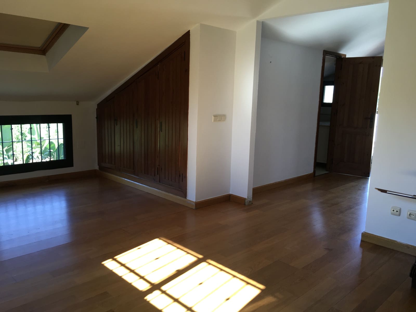 4 soverom Finca/Herregård til salgs i Alhaurin el Grande med svømmebasseng - € 550 000 (Ref: 8759478)