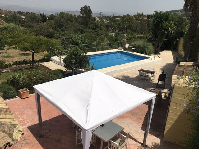 4 soverom Finca/Herregård til salgs i Alhaurín el Grande med svømmebasseng - € 550 000 (Ref: 8759478)