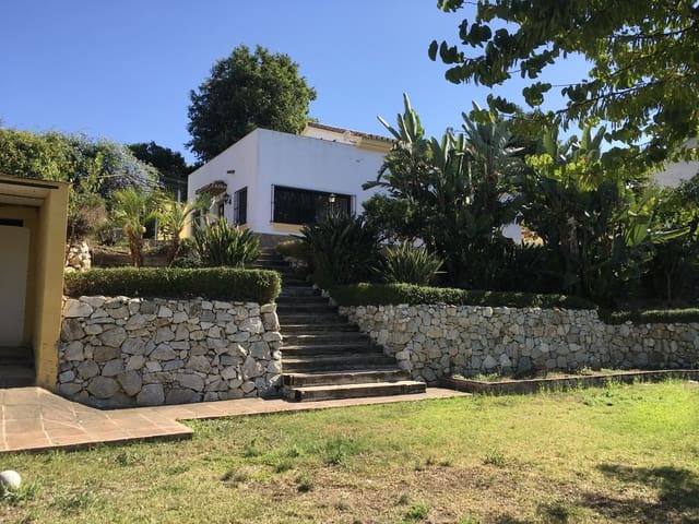 4 soverom Finca/Herregård til salgs i Alhaurín el Grande med svømmebasseng - € 550 000 (Ref: 8759478)