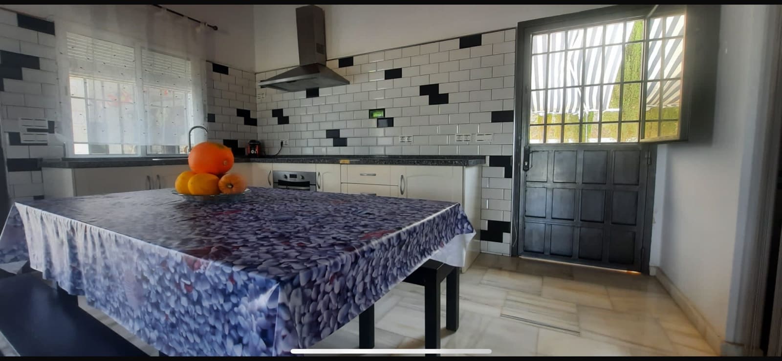 3 bedroom Finca/Country House for rent in Alhaurin el Grande with pool - € 1,800 (Ref: 9058665)