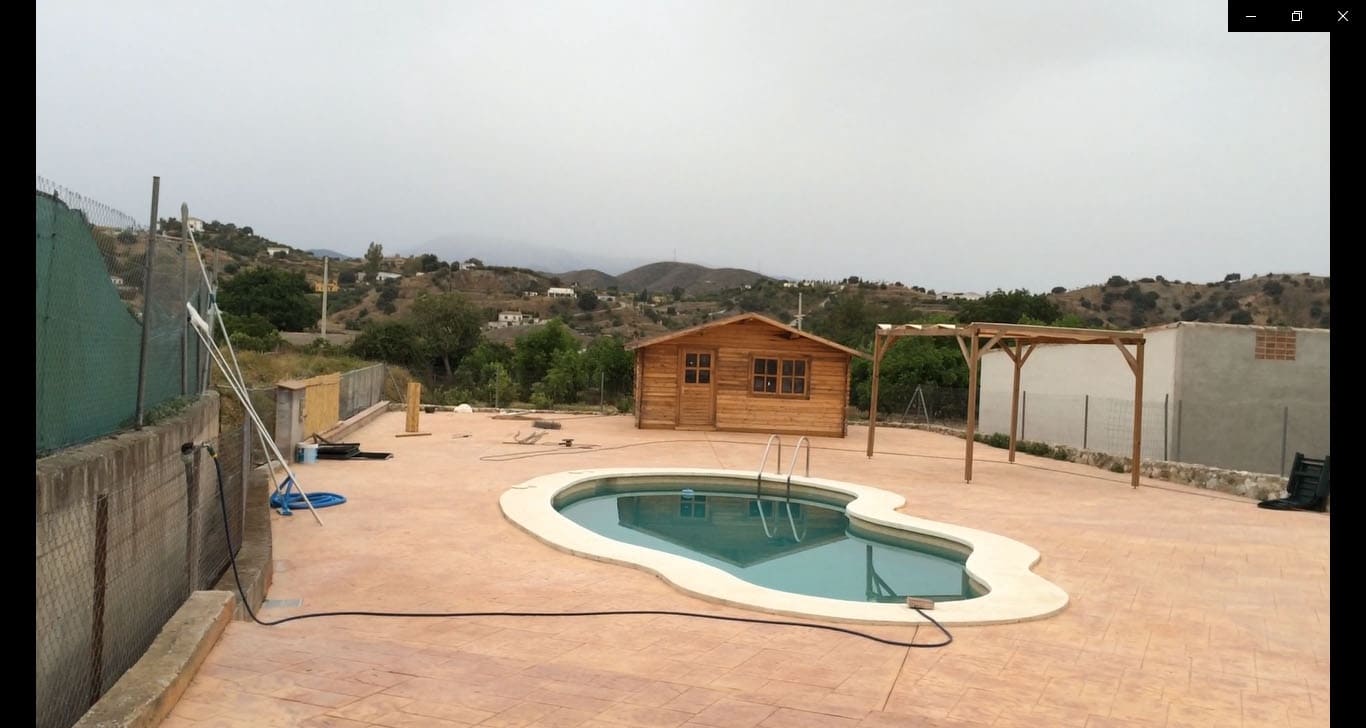 2 bedroom Semi-detached Villa for rent in Alhaurin el Grande with pool - € 1,200 (Ref: 9101713)
