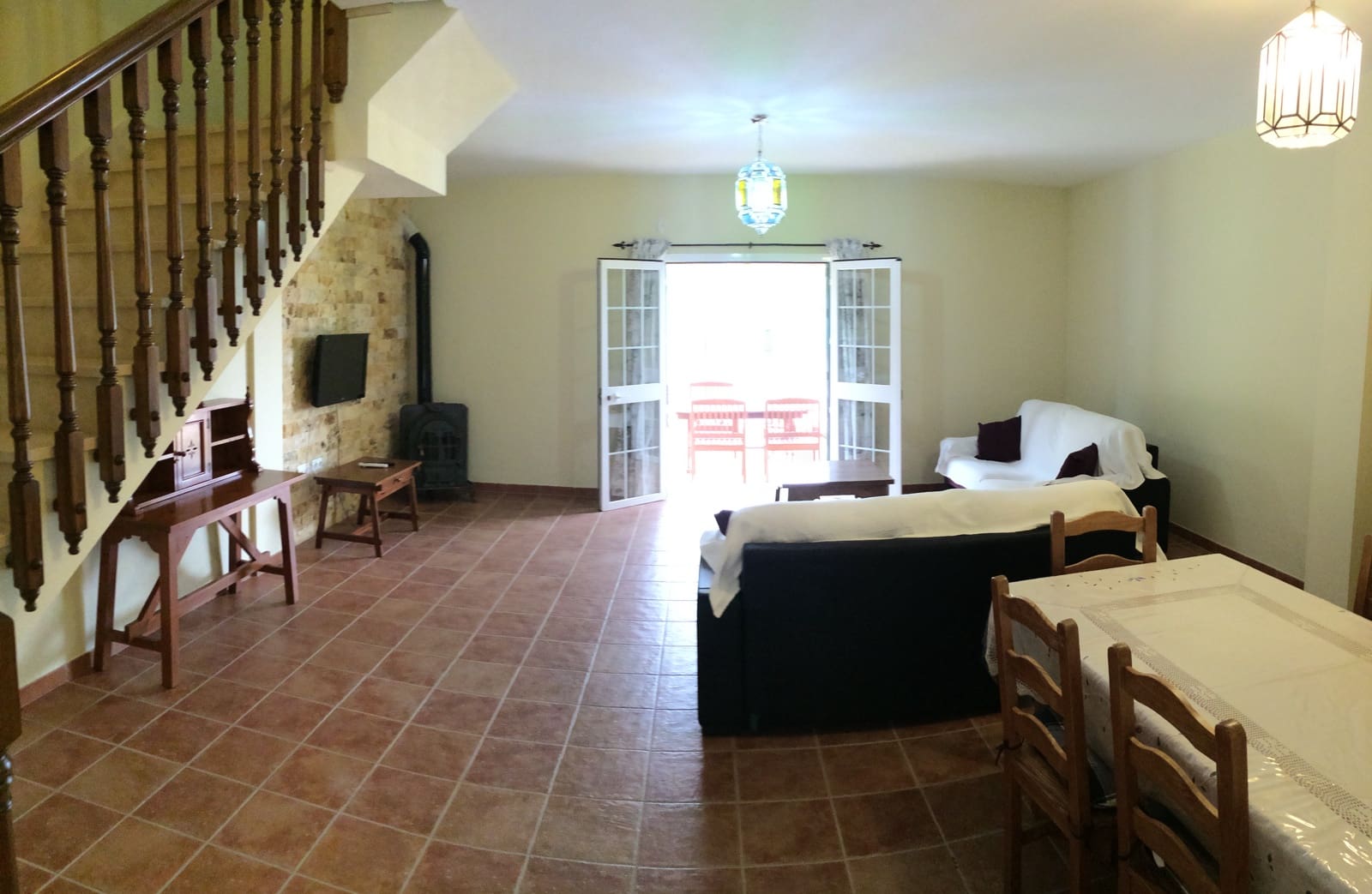 2 bedroom Semi-detached Villa for rent in Alhaurin el Grande with pool - € 1,200 (Ref: 9101713)